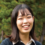 商学部 ４年　福元 結和