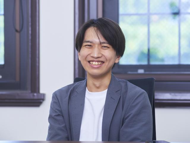 インタビュー中の様子01