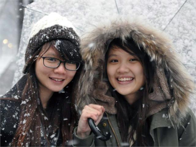 2014年初雪の日に友だちと（左）